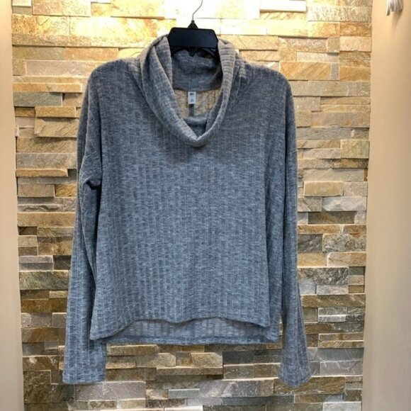 BP. Cozy Ribbed Turtleneck Top - Picture 2 of 4